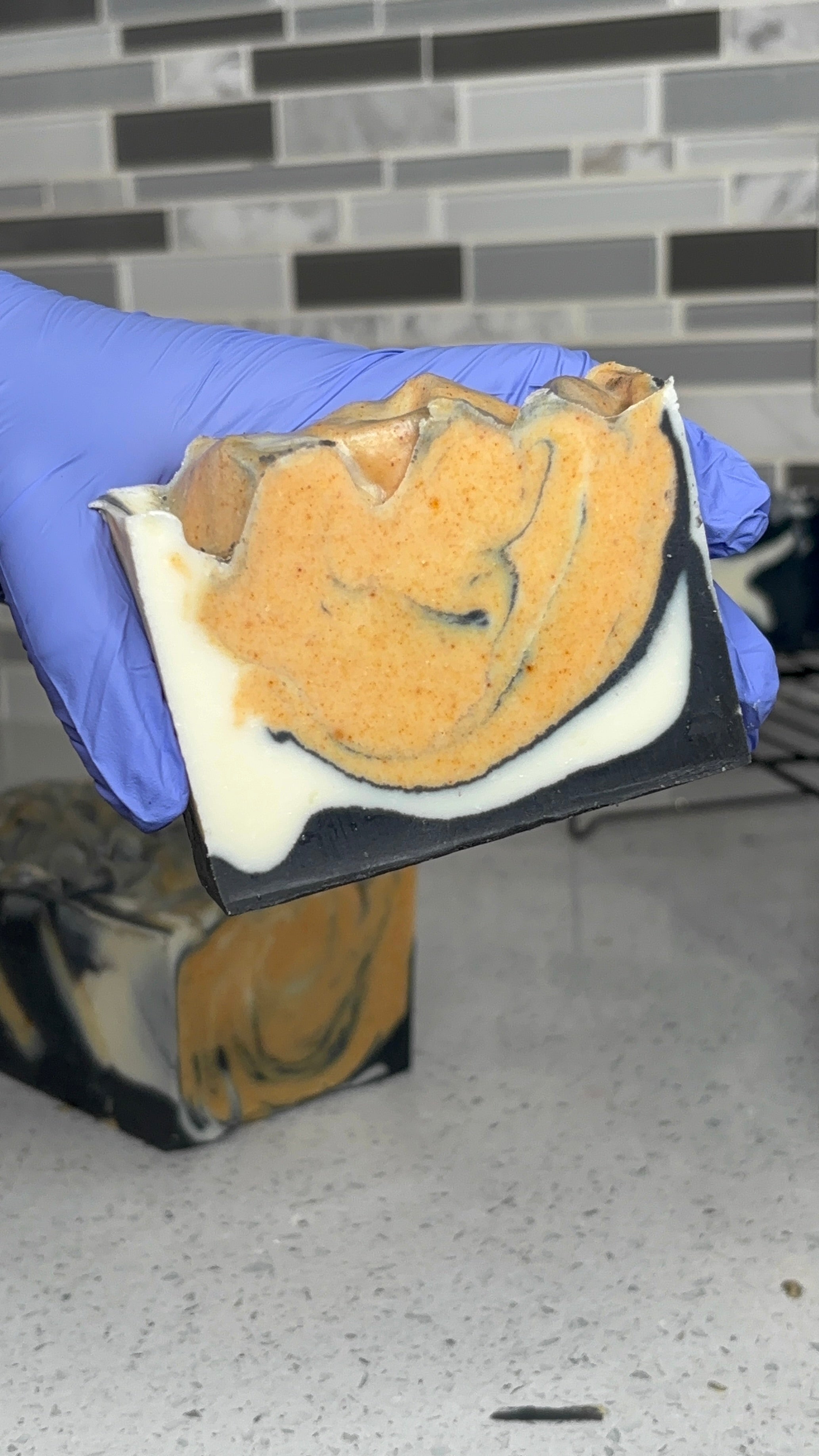 The ‘Detox’ Face & Body Bar